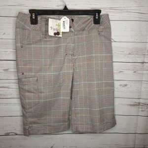 Trigelle women's sz 4 bermuda golf shorts
